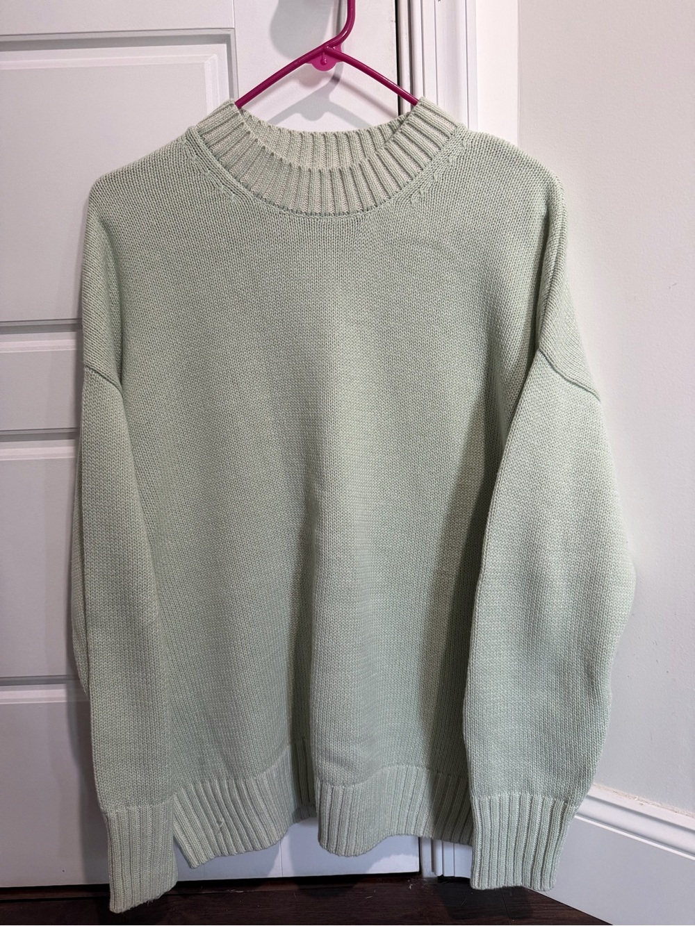 Junior’s SO Crewneck Sweater - Light Mint Green